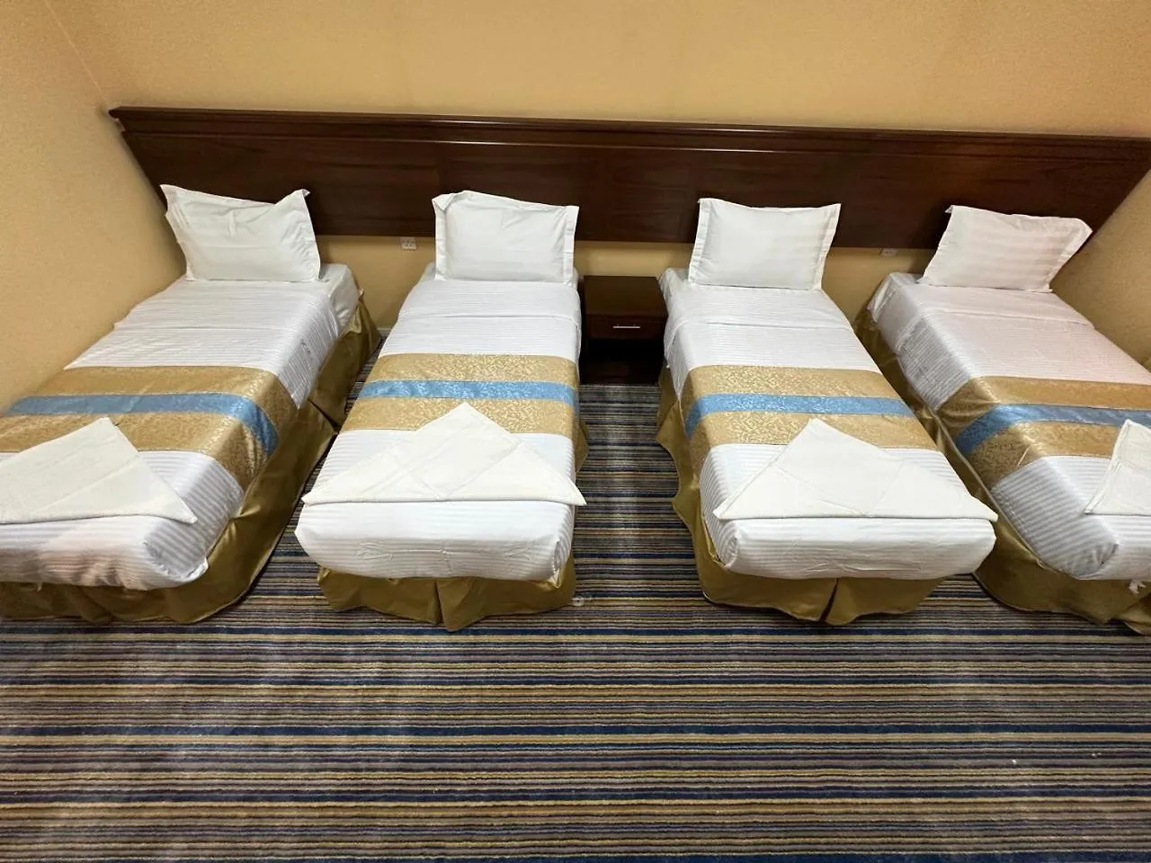 فندق نجمة ذاخر توصيل مجاني للحرم - Zakher Star Hotel Free Shuttle Service La Mecque