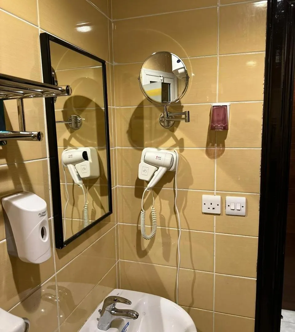 فندق نجمة ذاخر توصيل مجاني للحرم - Zakher Star Hotel Free Shuttle Service مكة